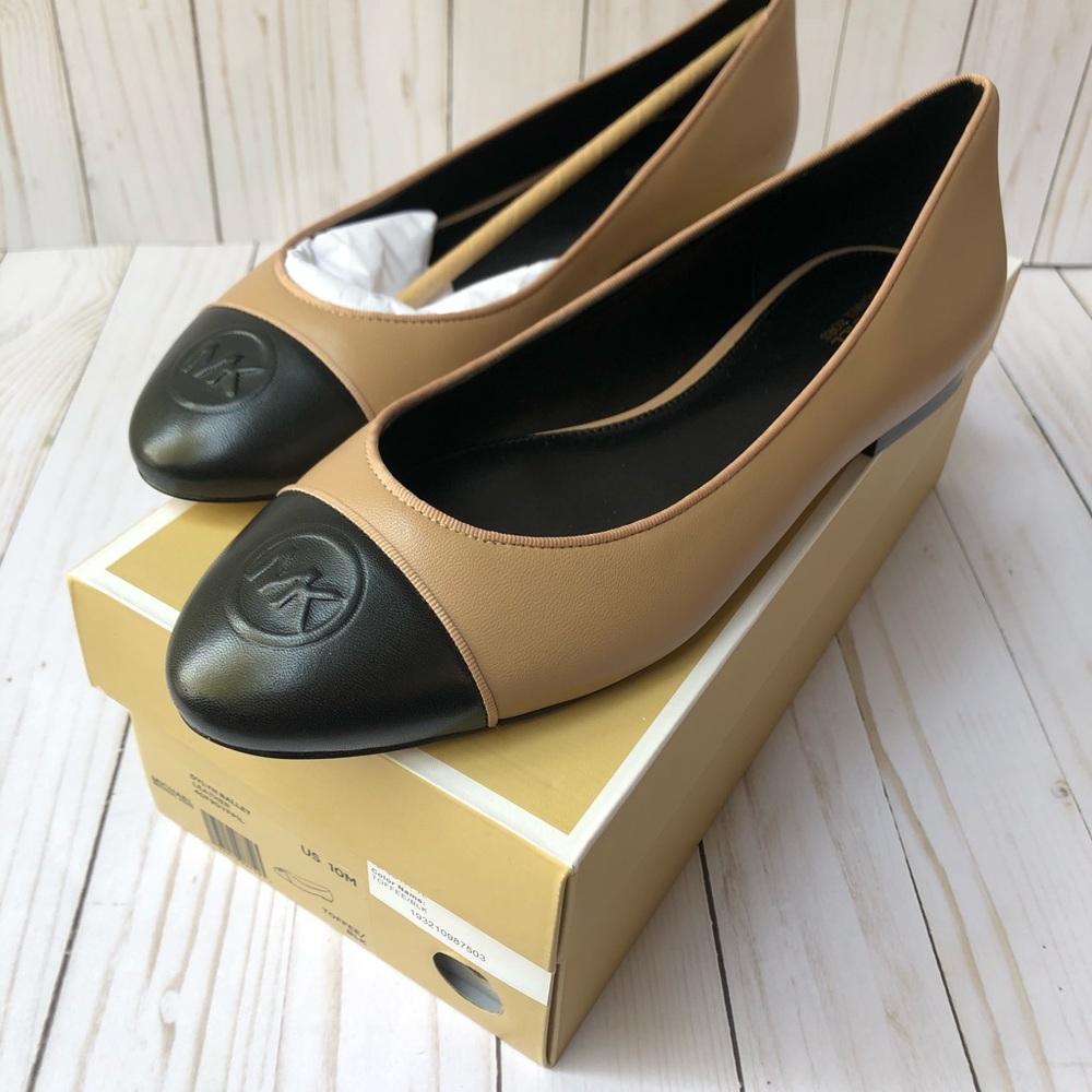 New! MICHAEL Michael Kors Dylyn Toffee Black Flats